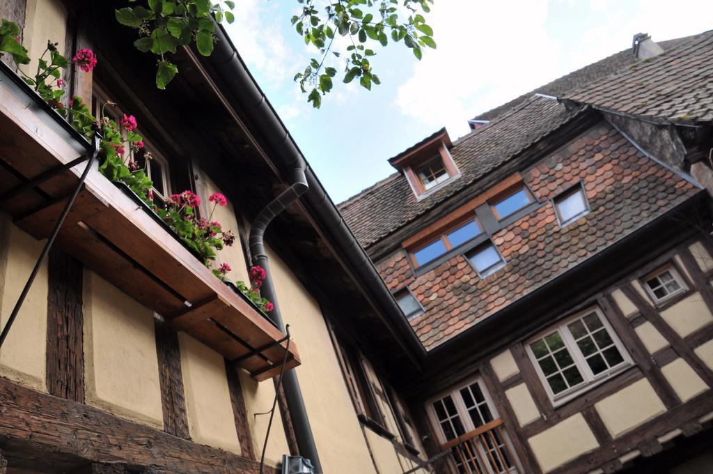 Les Gites Coeur De Vigne Riquewihr Exterior foto