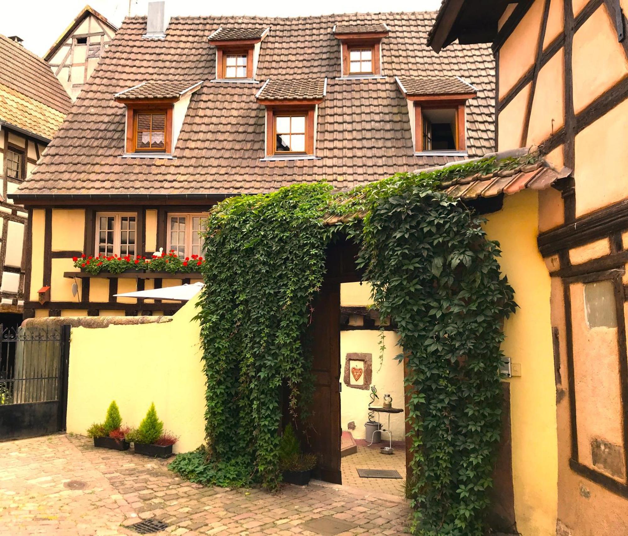 Les Gites Coeur De Vigne Riquewihr Exterior foto
